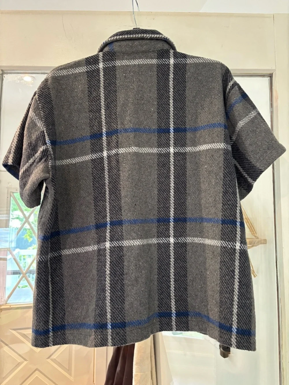 Boohooman Gray Plaid Short-Sleeve Button-Down Shirt with Blue Accents - Picture 3 of 4